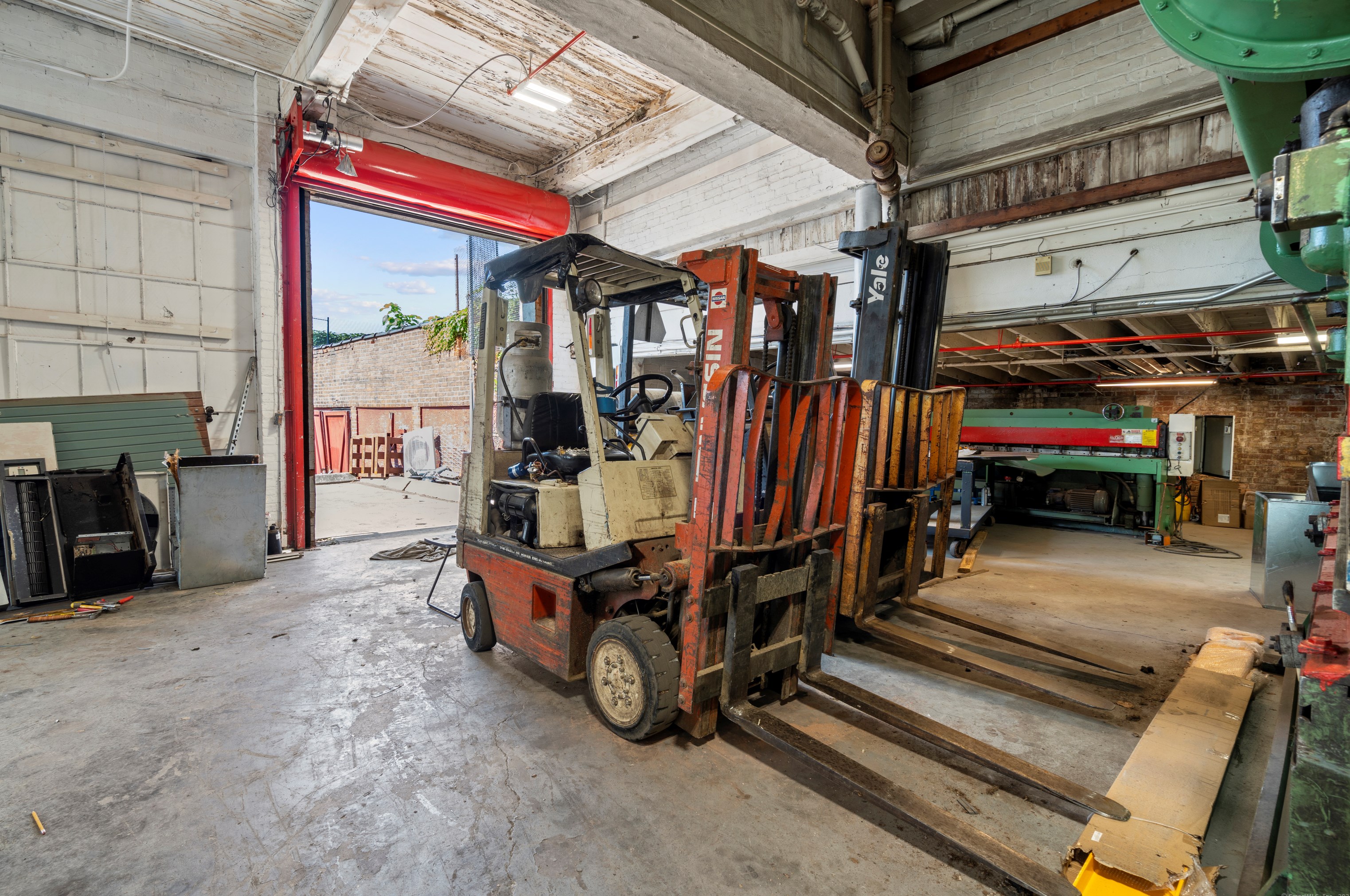Commercial Property for Sale in Hartford Connecticut 06106